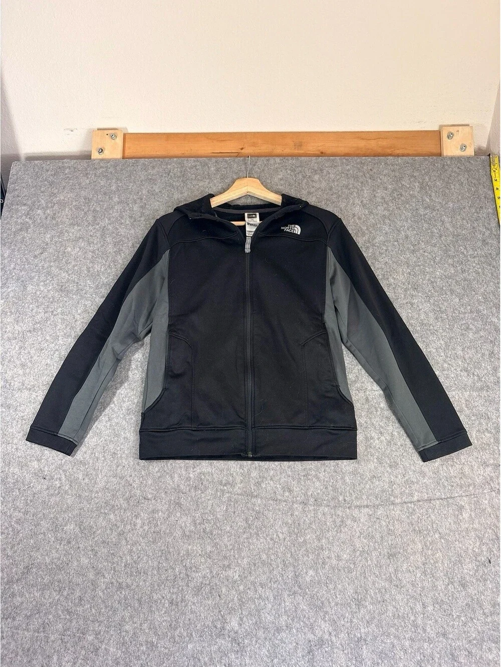 The North Face Boys Black Fleece Full Zip Hooded Jacket Size L (14/16)